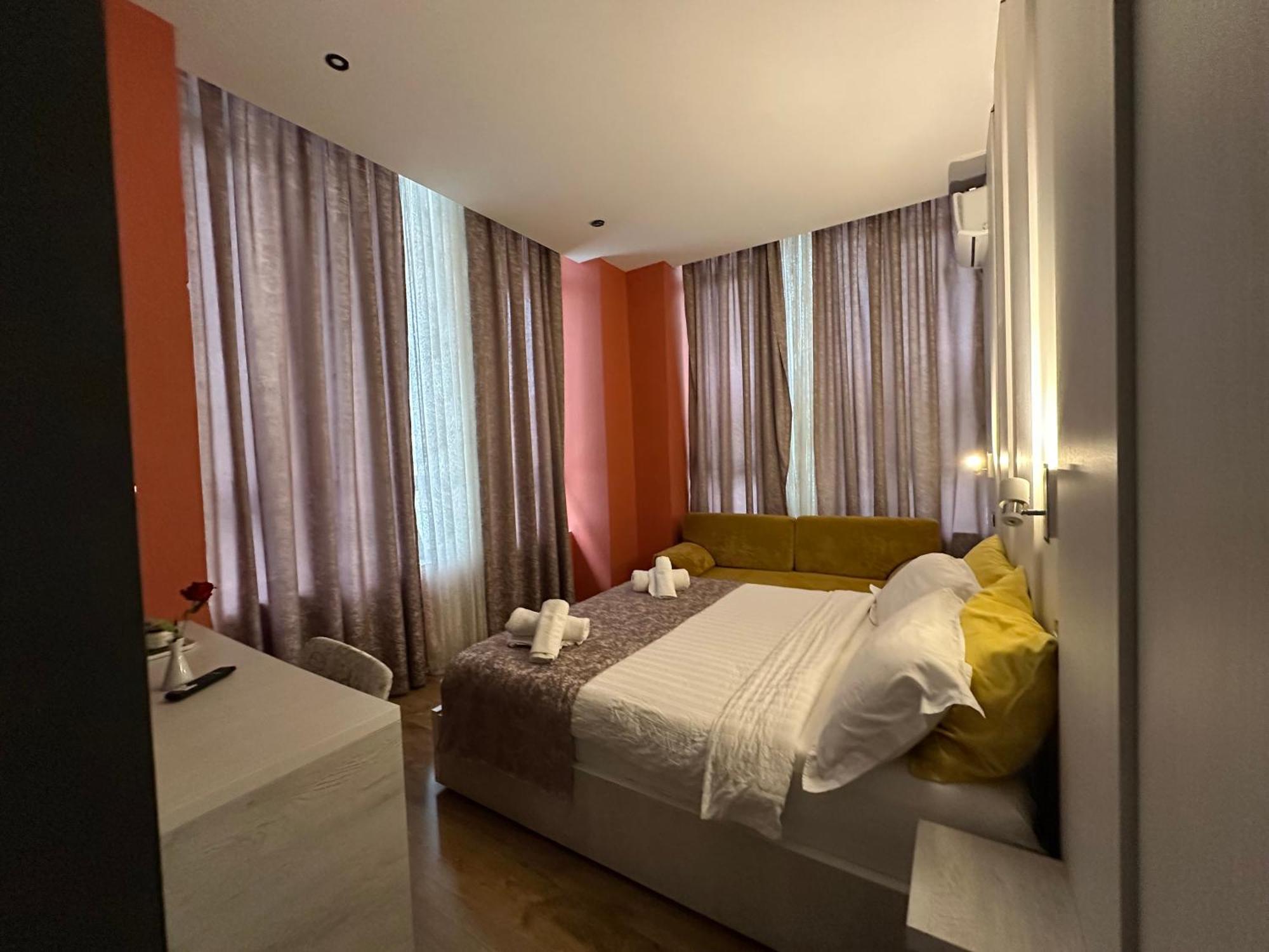 Colombia Apartments&Rooms Дуррес Экстерьер фото