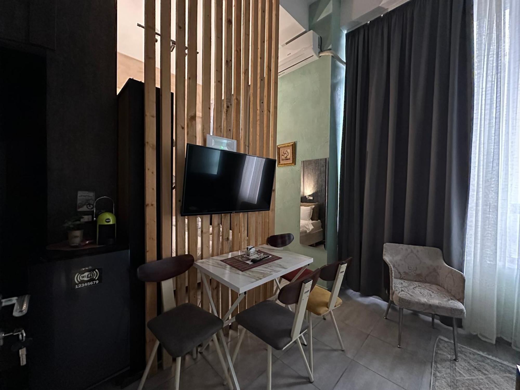 Colombia Apartments&Rooms Дуррес Экстерьер фото